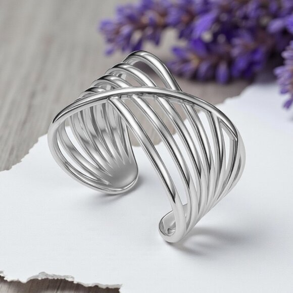 🆕 Modern Chic Crisscross Ring 18K Gold Plated Stainless Steel Adjustable Band - Picture 1 of 10